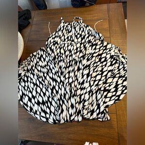 London Times Black and White Geometric Jumpsuit